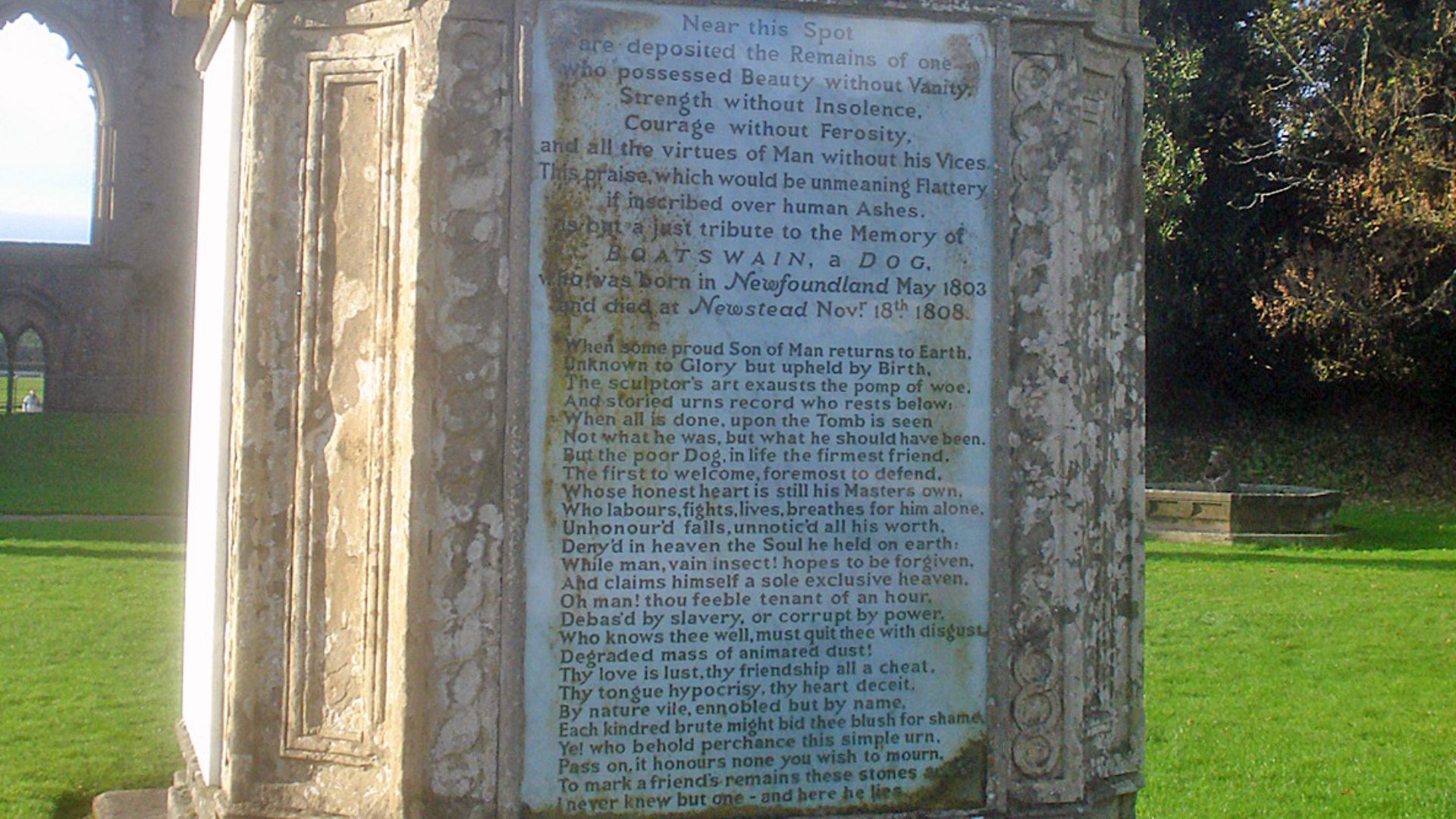 File:Boatswains Monument at Newstead Abbey (geograph 1663101).jpg