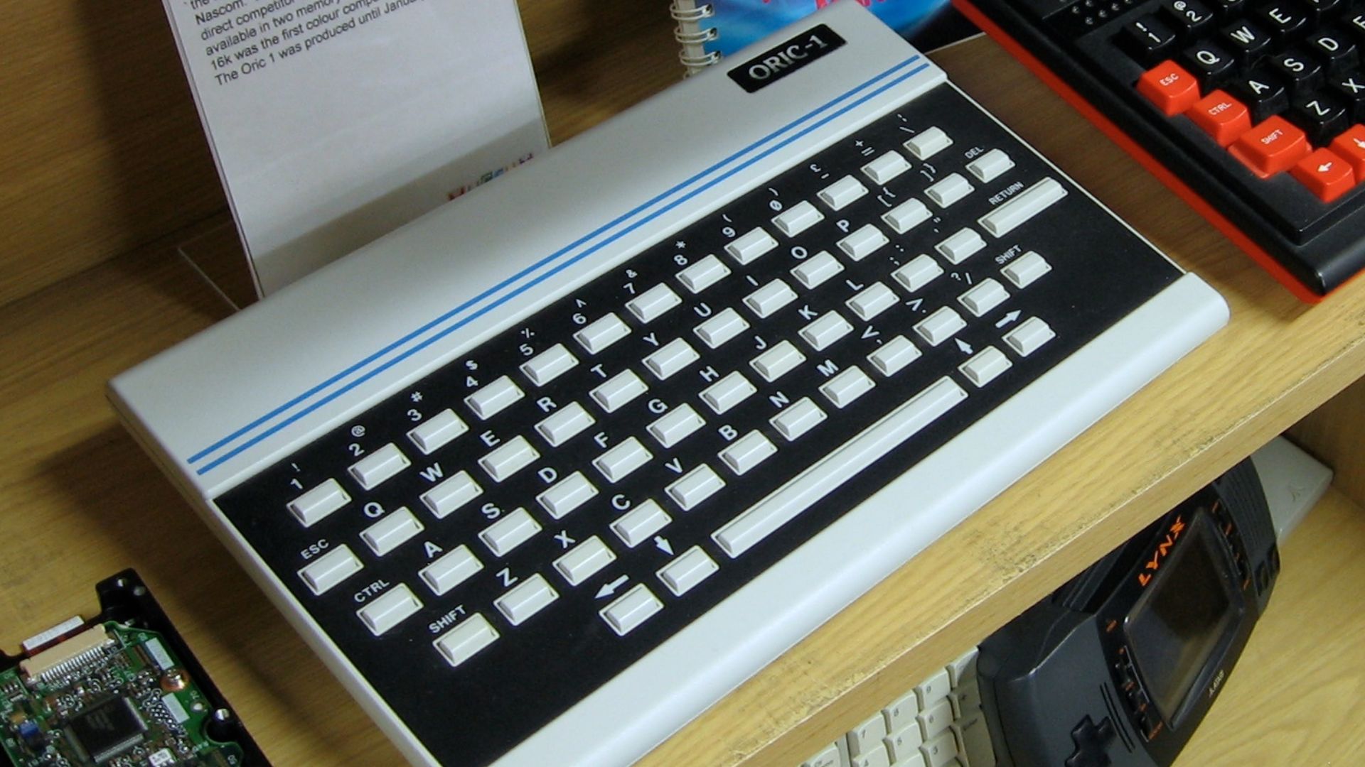 File:Oric-1 and Oric Atmos (2224286887).jpg