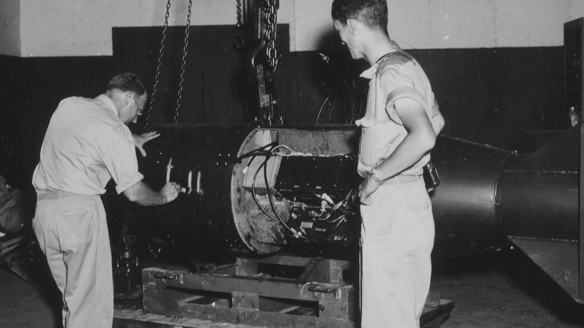 File:Atombombe Little Boy.jpg