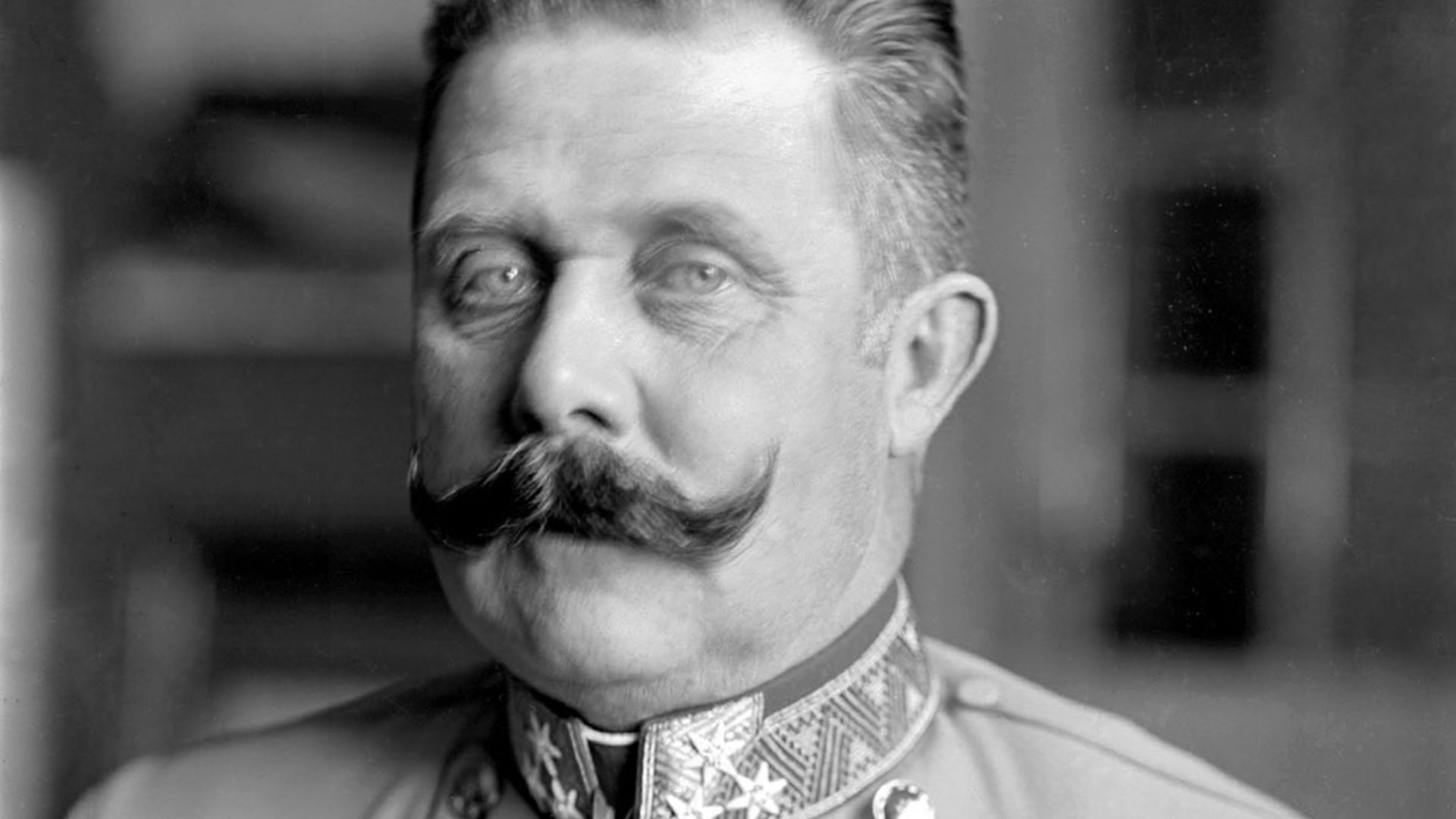 File:Ferdinand Schmutzer - Franz Ferdinand von Österreich-Este, um 1914.jpg