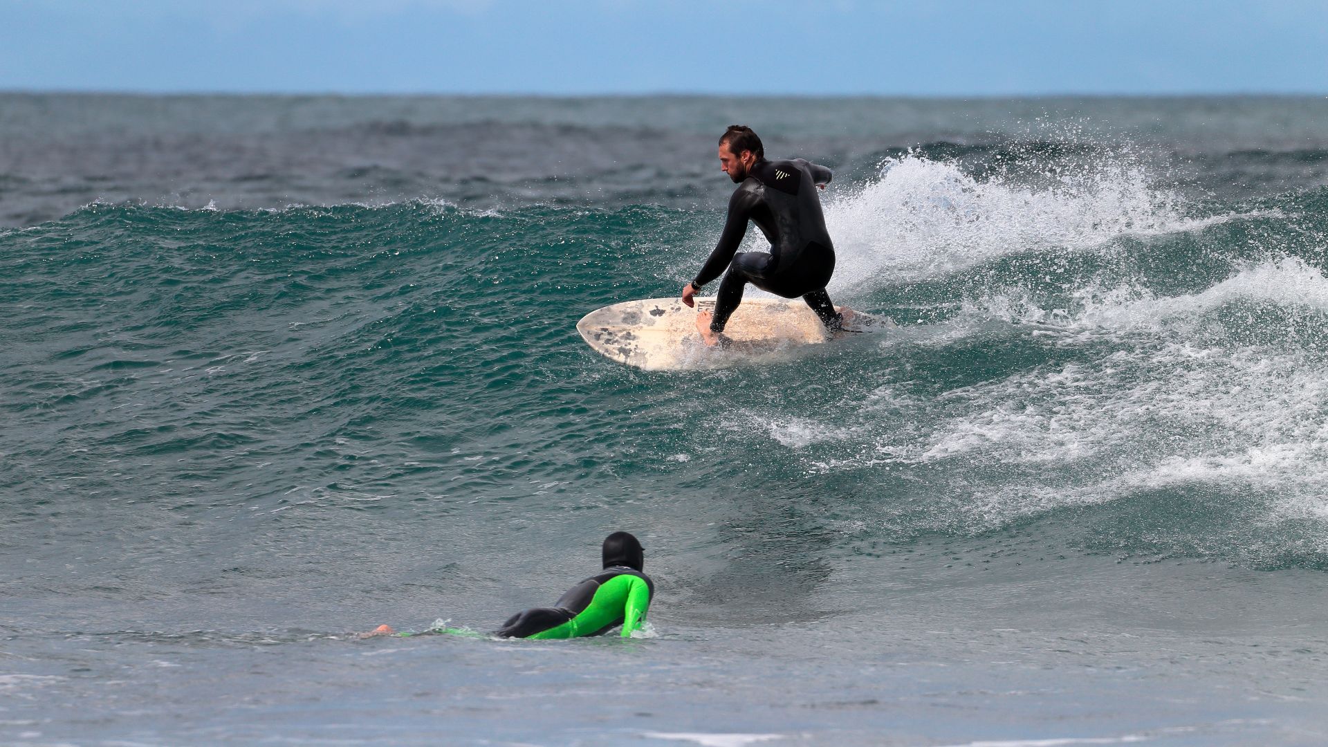 File:Surfing The Passage (29312543923).jpg