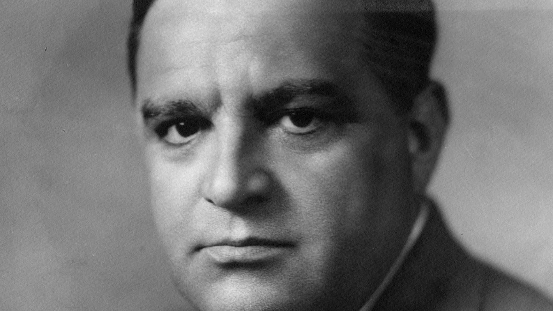 File:La Guardia by NYT Studios circa 1934–1945 Trim Edit.jpg