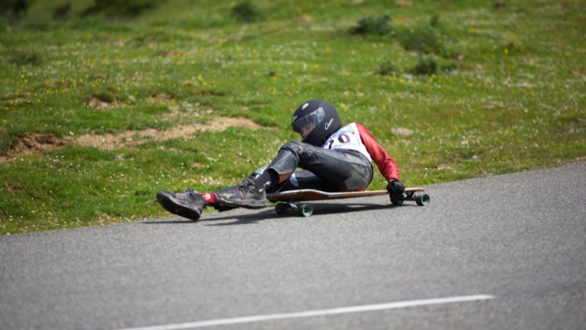 File:Classic luge 1.jpg