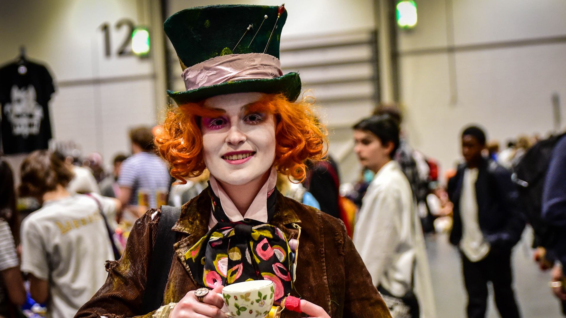 File:London Comic Con 2015 - Mad Hatter (18056836651).jpg