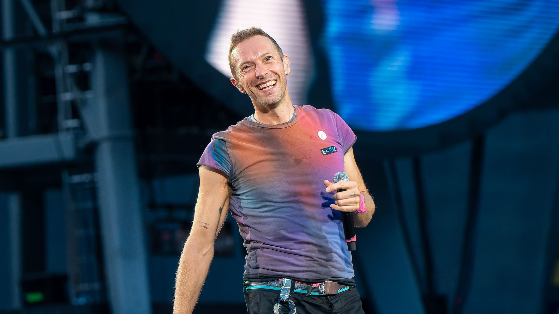 File:ColdplayManch030623 (20 of 118) (52950419334).jpg
