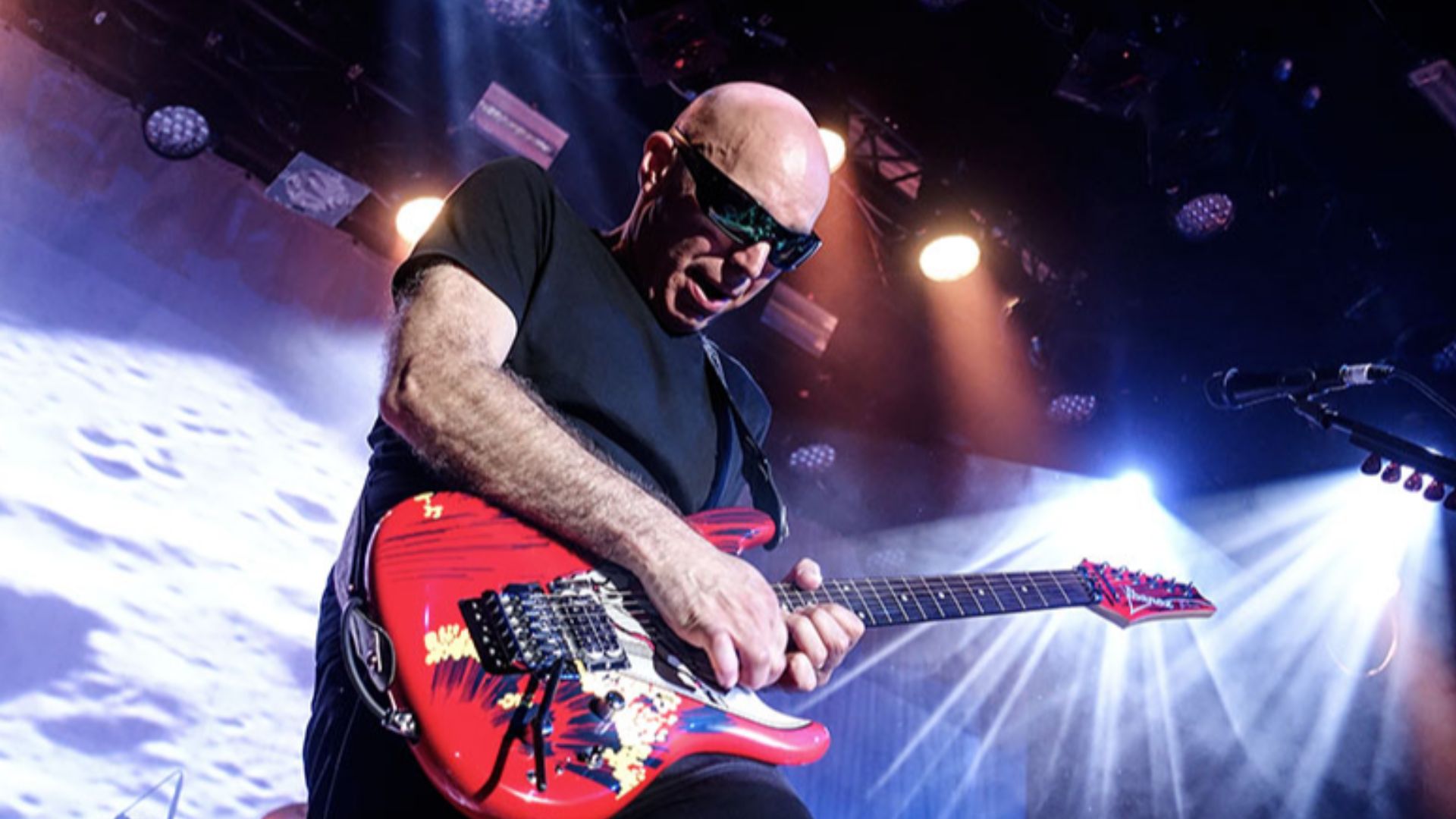 File:Joe-satriani DSC05259.jpg