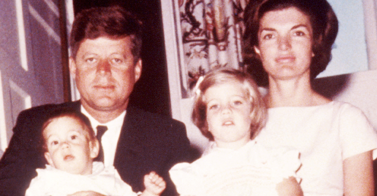 John F Kennedy Left His Wife Jacqueline Kennedy And Their Children