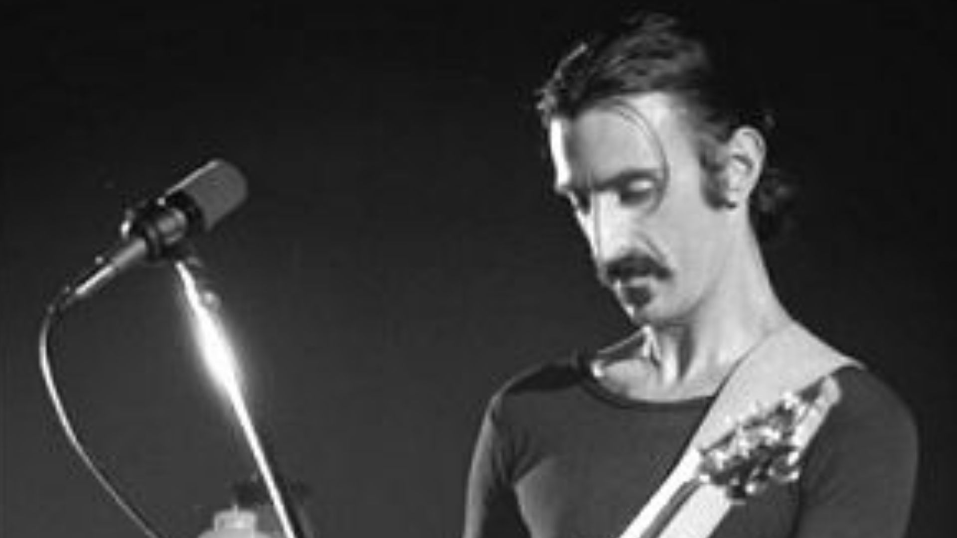 File:Zappa 16011977 01 300.jpg