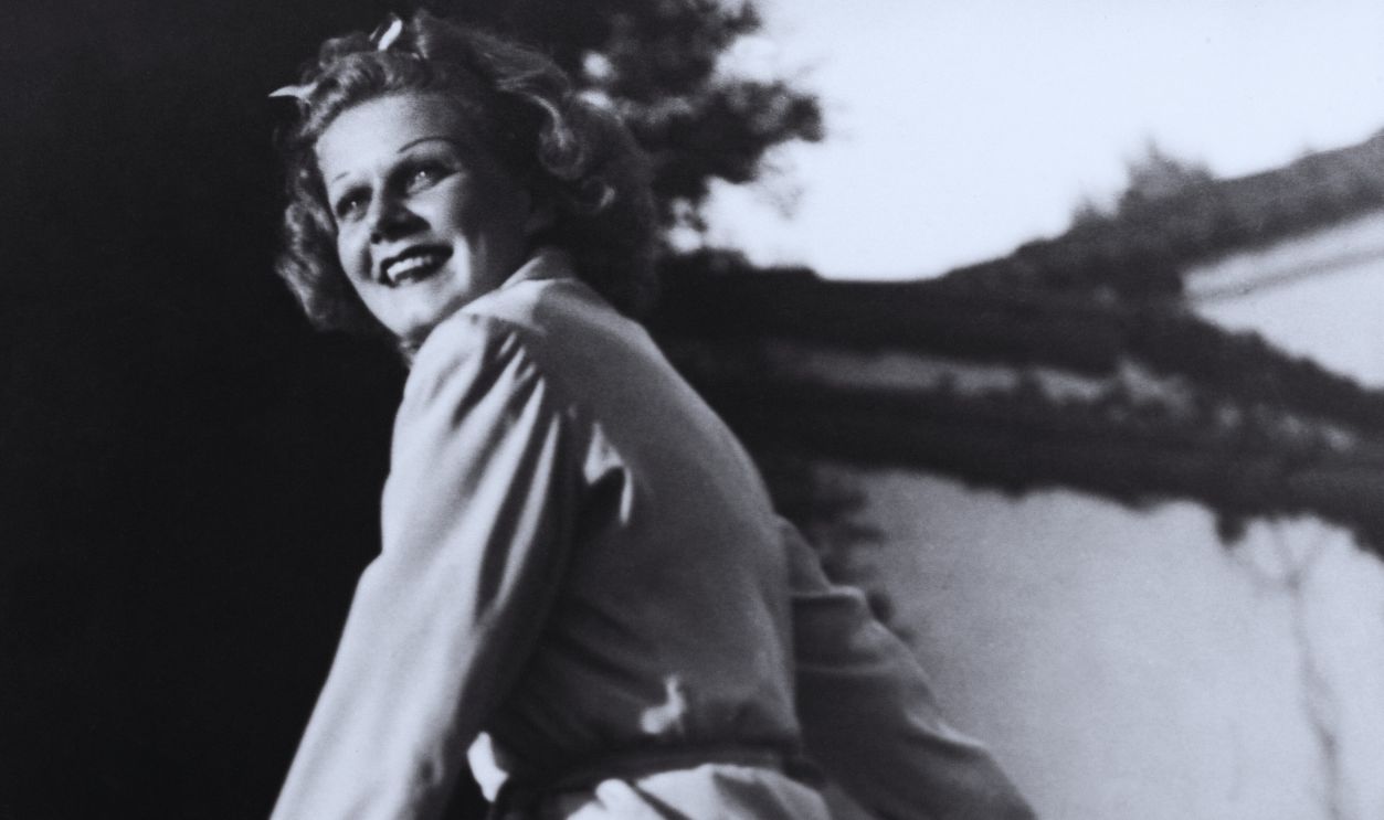 Gettyimages - 106756140, Usa.California.Hollywood.Jean Harlow. 1930'S UNITED STATES - JANUARY 01: Usa.California.Hollywood.Jean Harlow. 1930'S