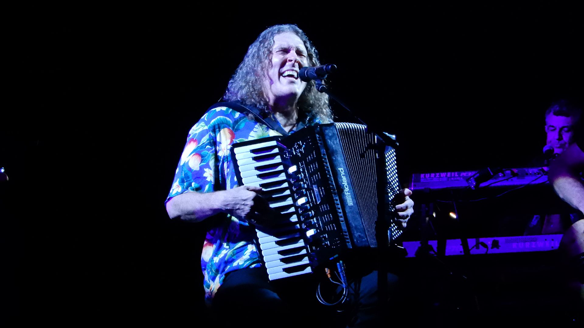File:Weird Al Yankovic in Lancaster, PA (52268810864).jpg