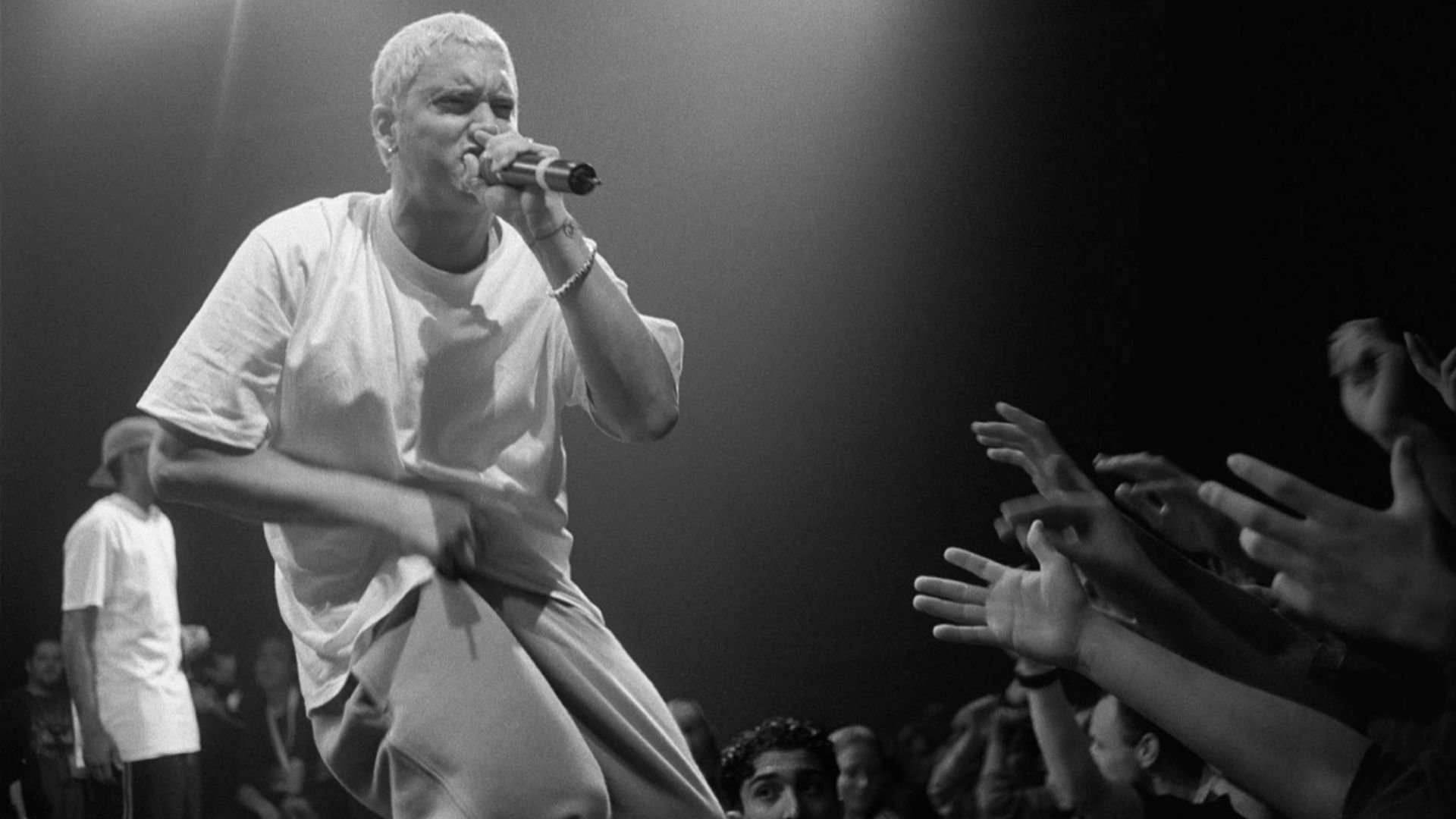 File:Eminem-01-mika.jpg