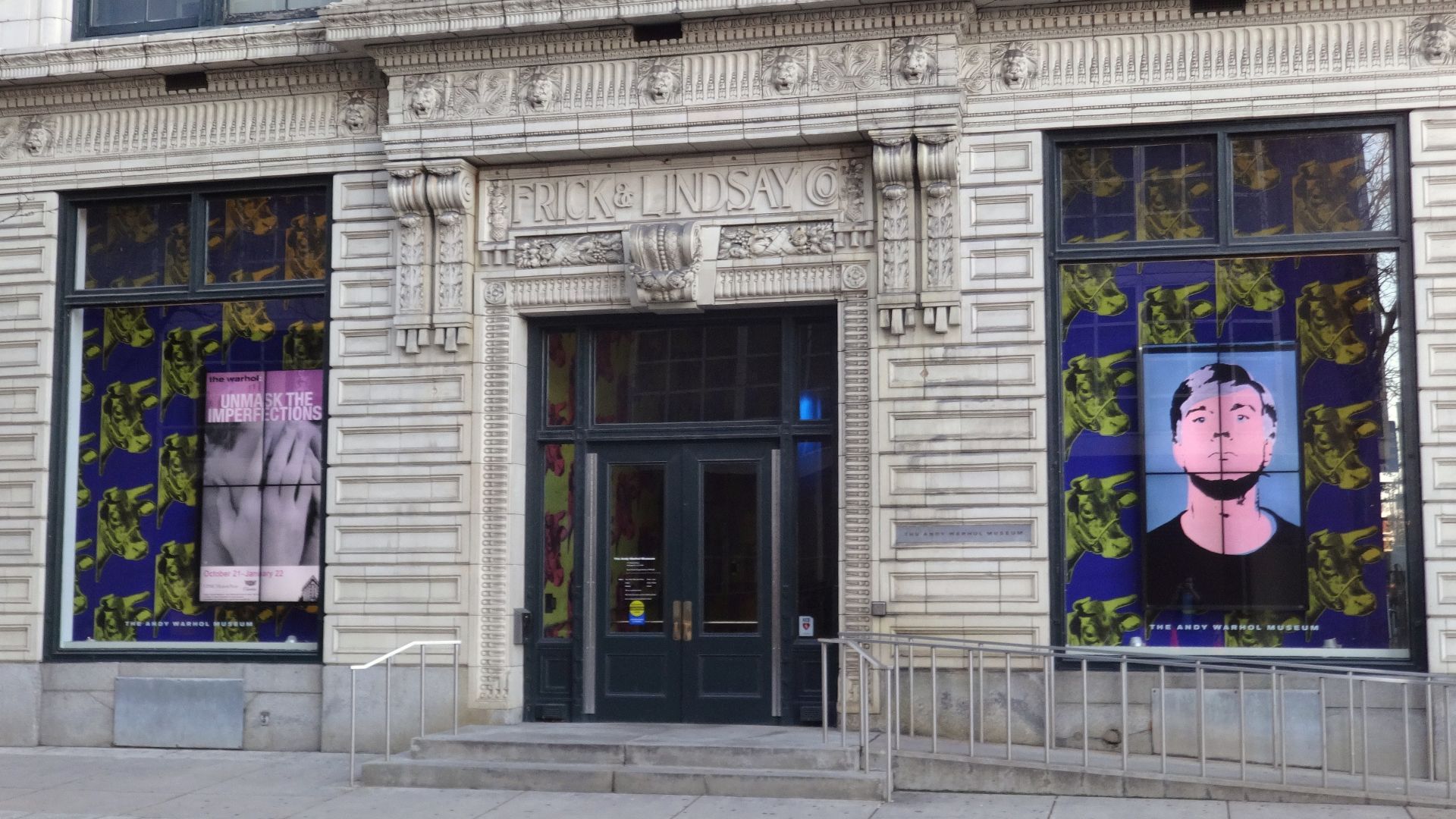 File:Andy Warhol Museum in Pittsburgh 64.jpg