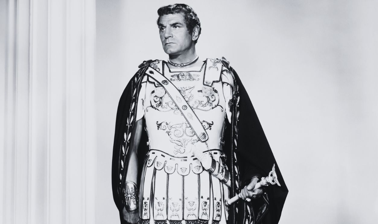 Gettyimages - 526899956, Laurence Olivier in Spartacus Laurence Olivier in costume as Marcus Licinius Crassus in the 1960 film Spartacus. 