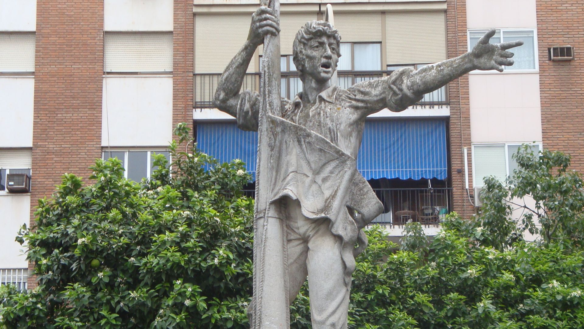 File:Estatua de Rodrigo de Triana.JPG