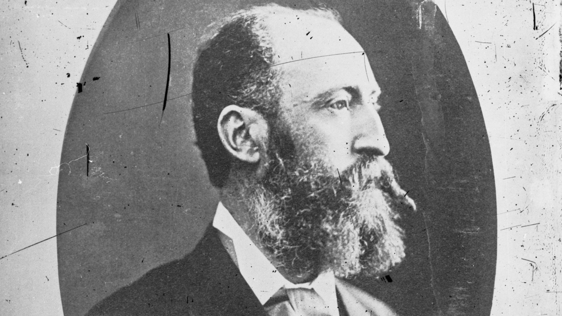 File:Ernest Giles, explorer(GN00457).jpg