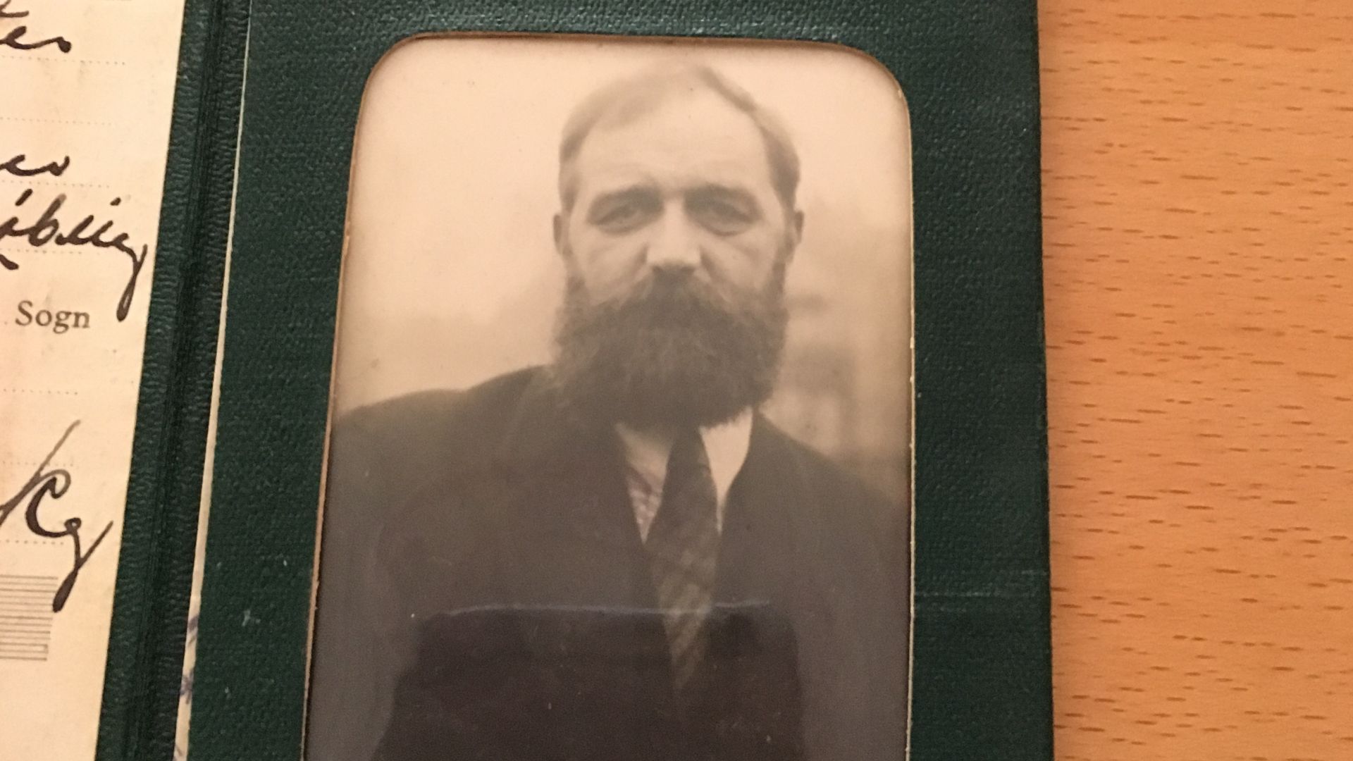 File:Peter Freuchen førerbevis fra 1931 (1).jpg