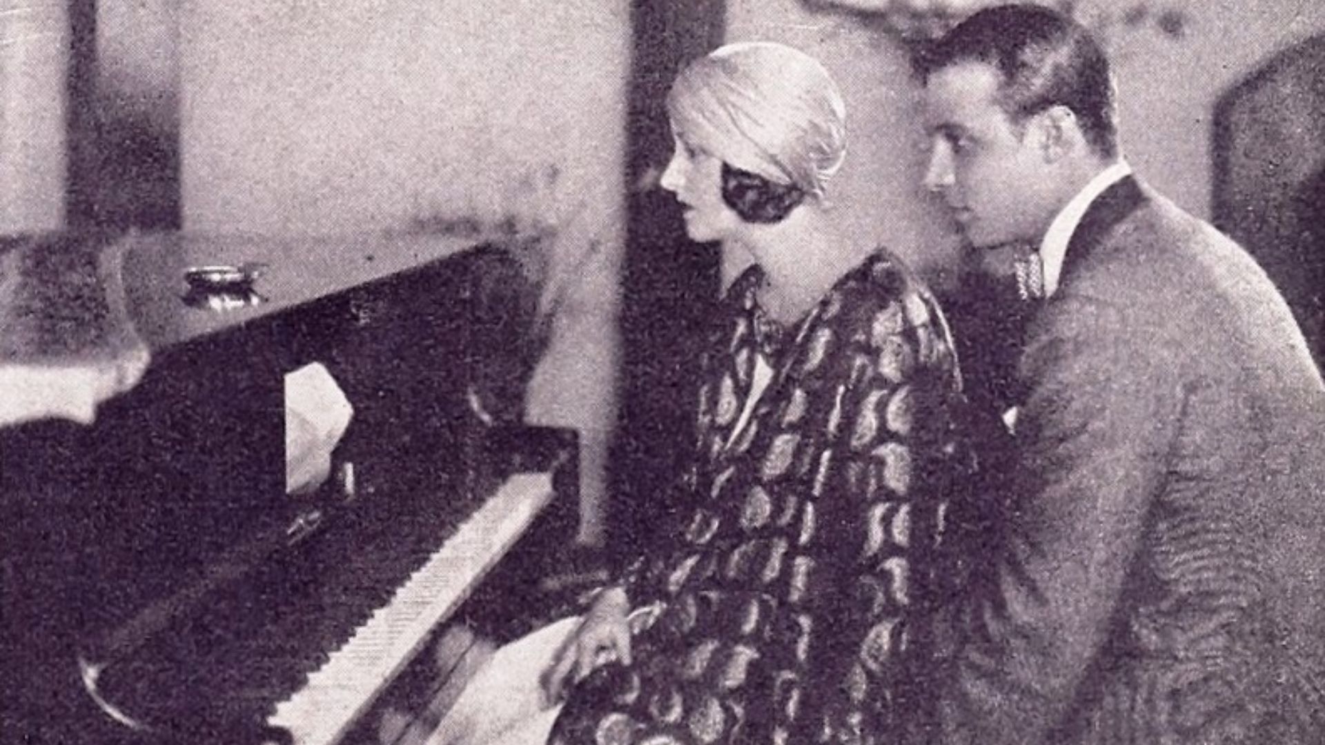 File:Natacha Rambova & Rudolph Valentino - Jun 1925 EH.jpg