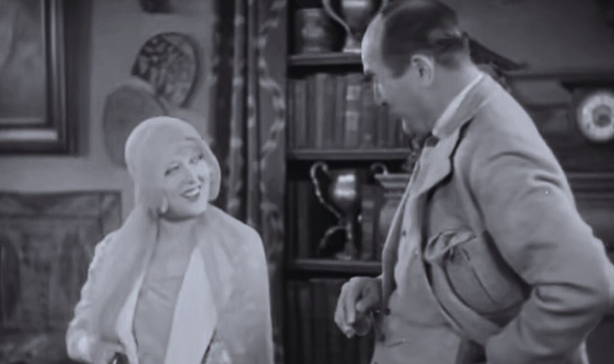 Screenshot from Desert Nights (1929)