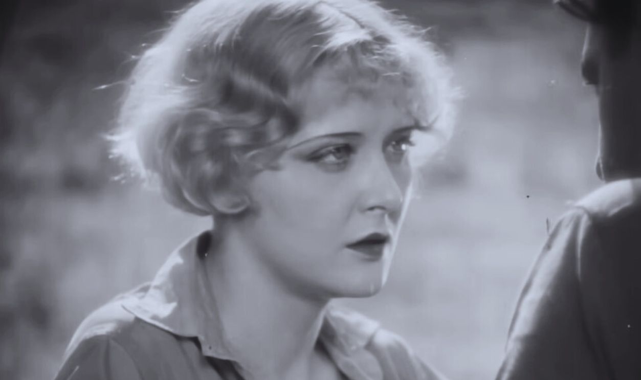 Screenshot from Desert Nights (1929)