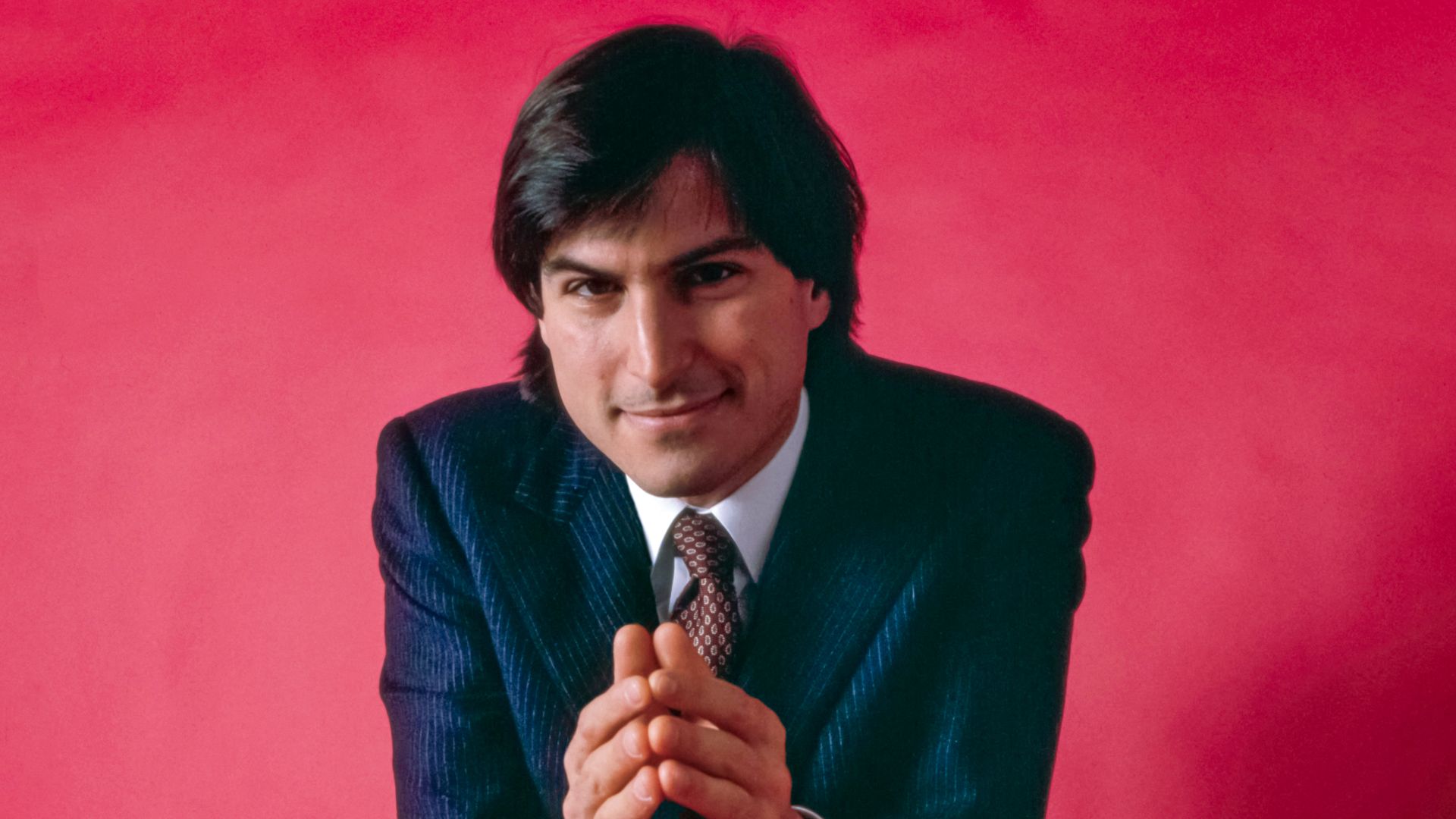 File:Steve Jobs and Macintosh computer, January 1984, by Bernard Gotfryd - edited 2.jpg