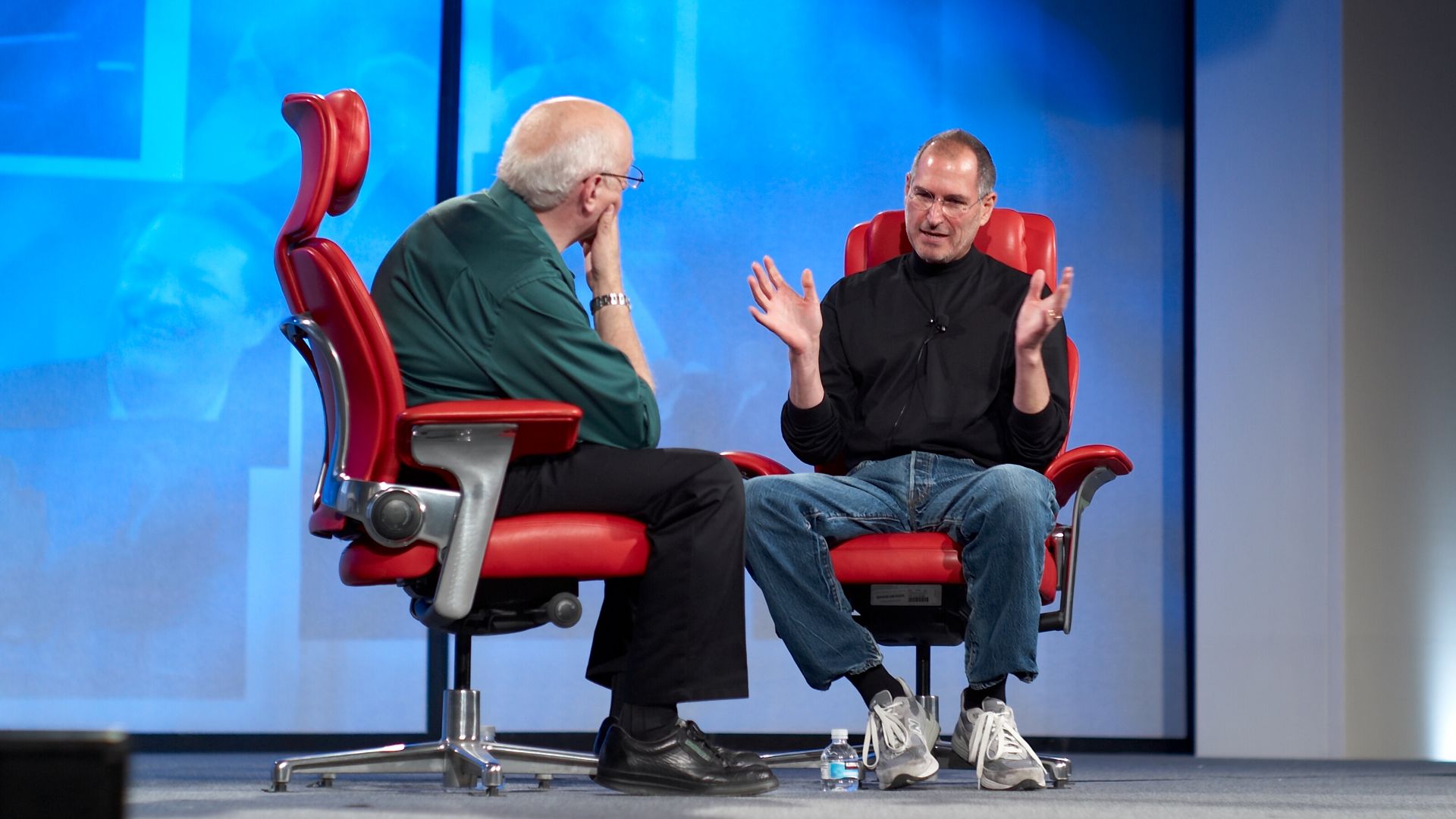 File:Walt Mossberg and Steve Jobs.jpg