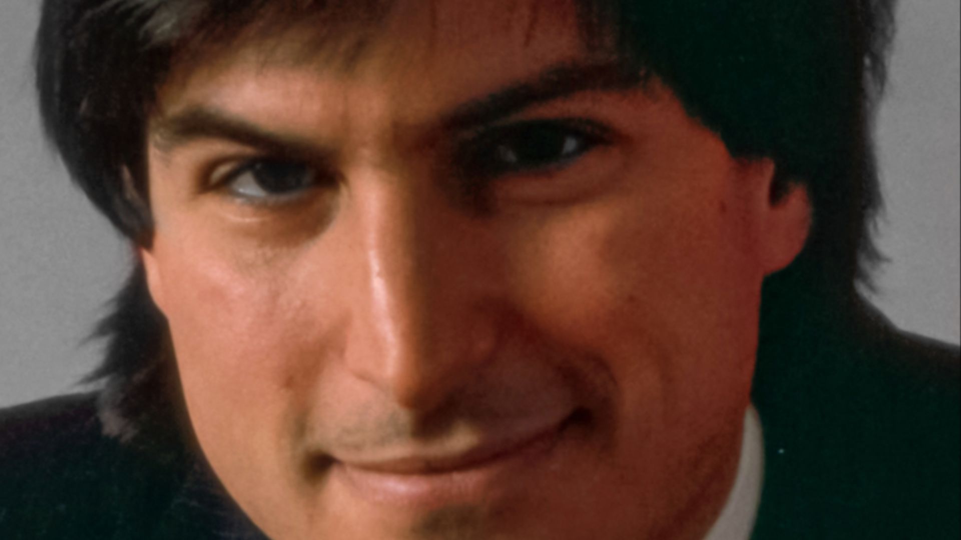 File:Steve Jobs and Macintosh computer, January 1984, by Bernard Gotfryd -cropped.jpg