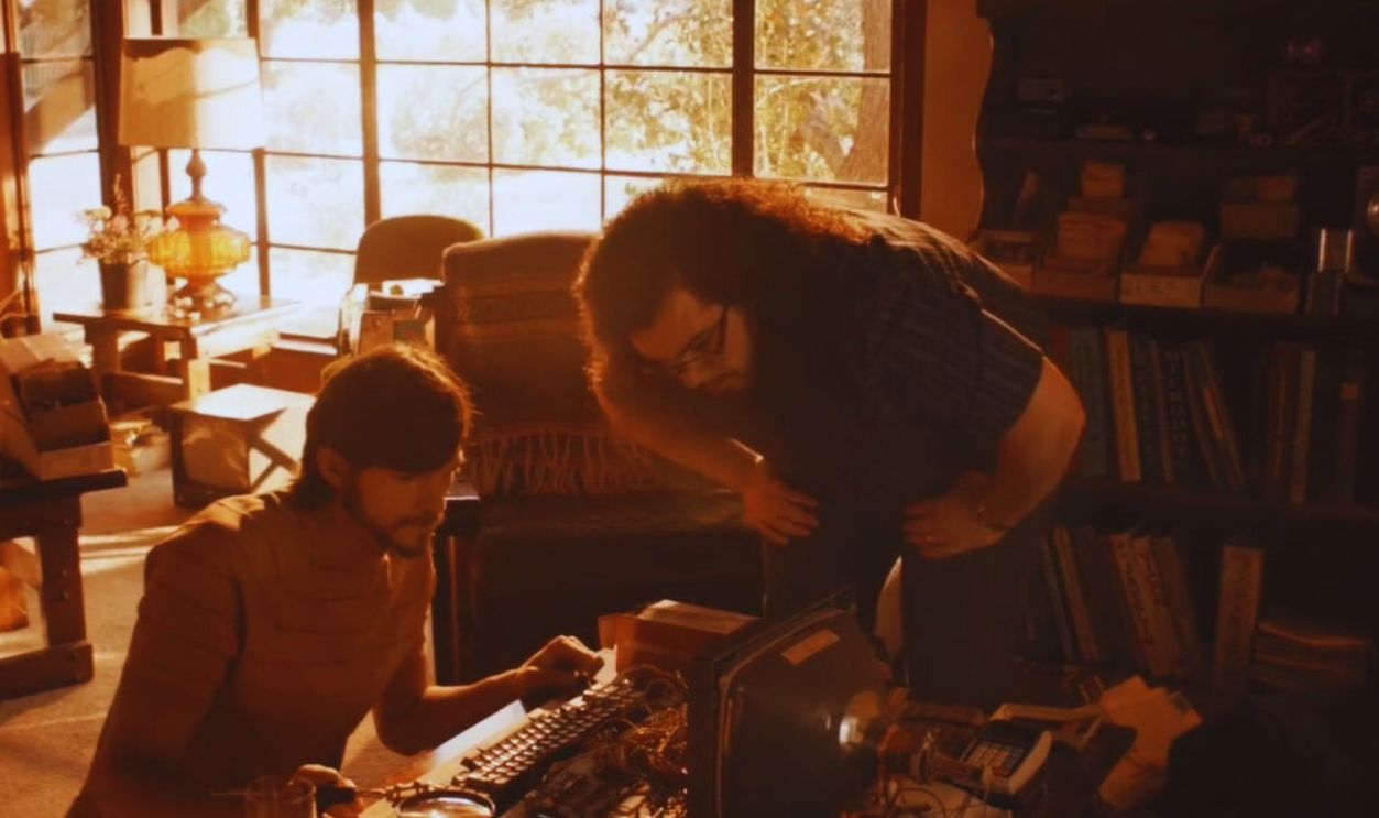 Screenshot from Jobs (2013)