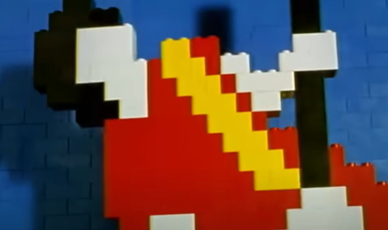 The White Stripes–Fell in Love with a Girl