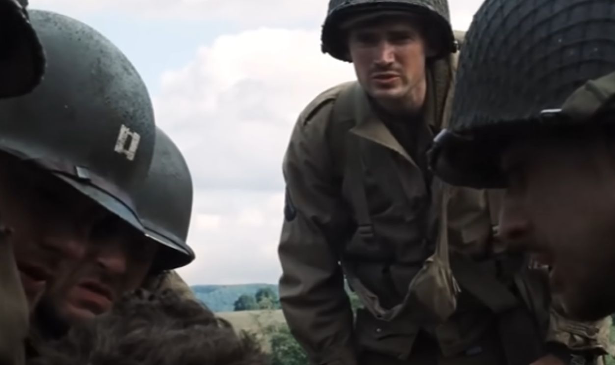 Screenshot from Saving Private Ryan (1998)