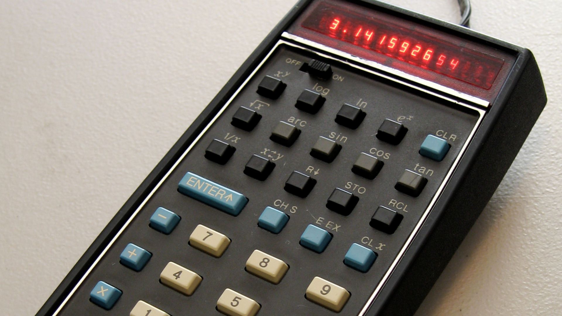 File:HP 35 Calculator.jpg