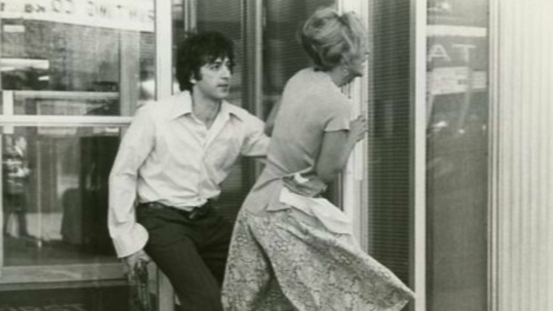 File:Al Pacino Penelope Allen in Dog Day Afternoon.jpg