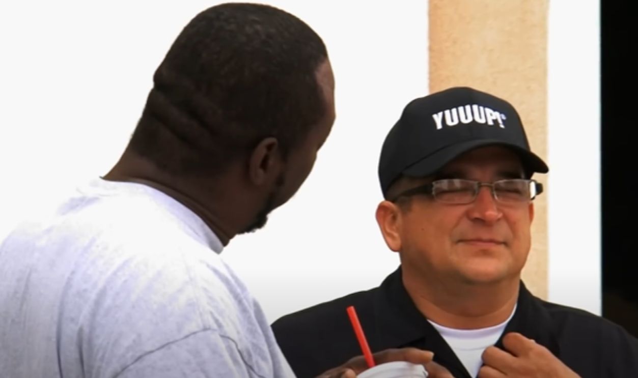 Screenshot from Storage Wars (2010-)
