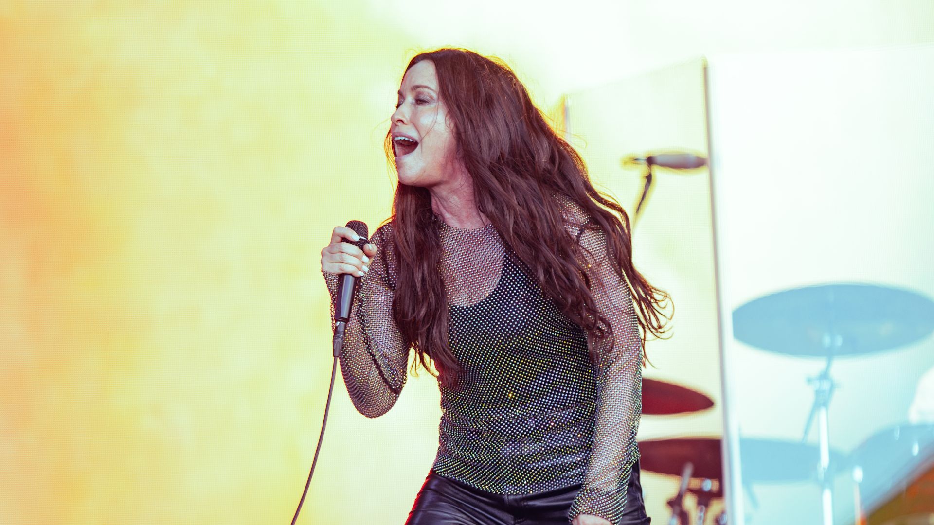 File:Glasto 2025 (50) - Alanis Morissette.jpg