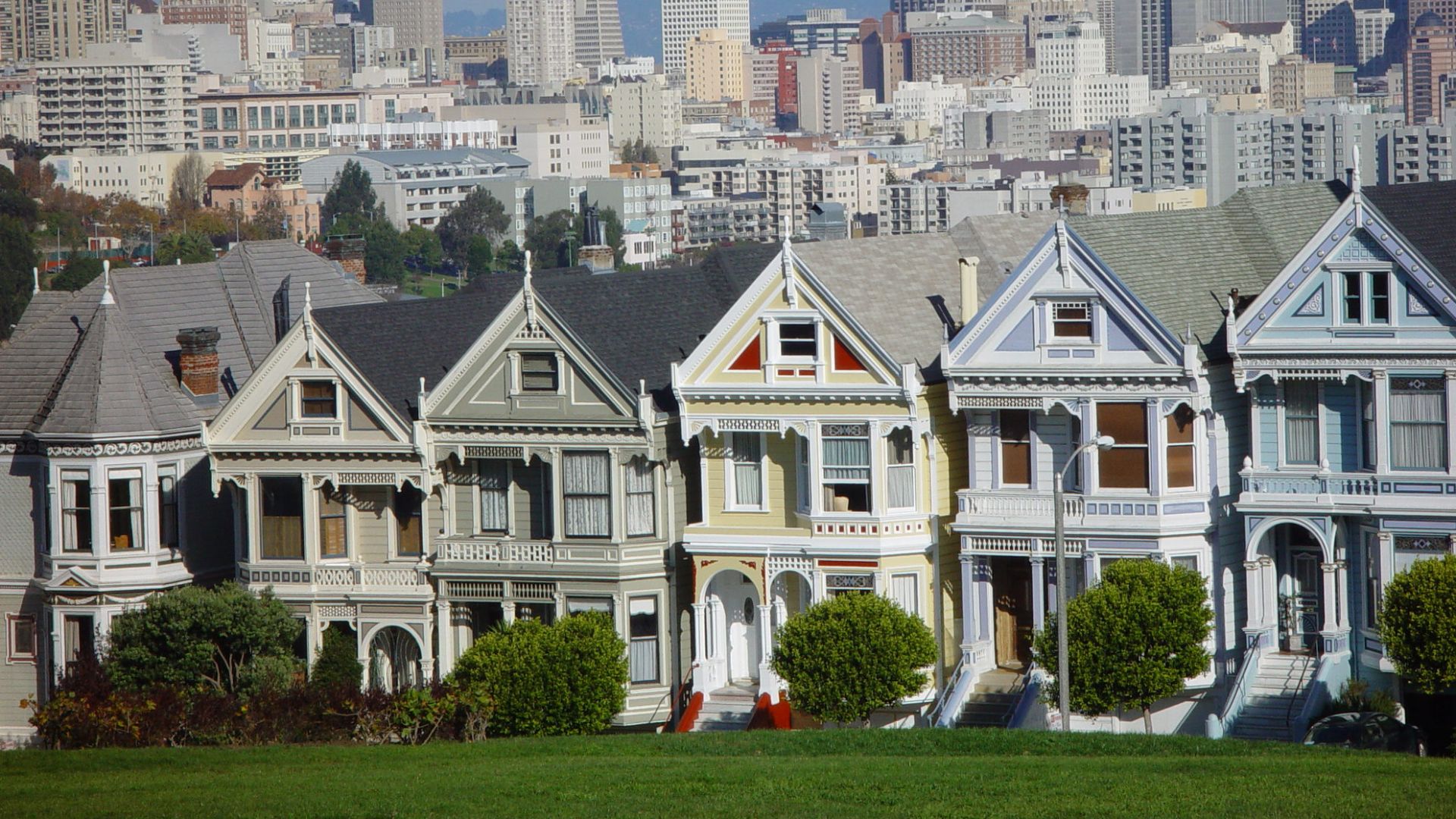 File:Painted ladies san francisco.jpg