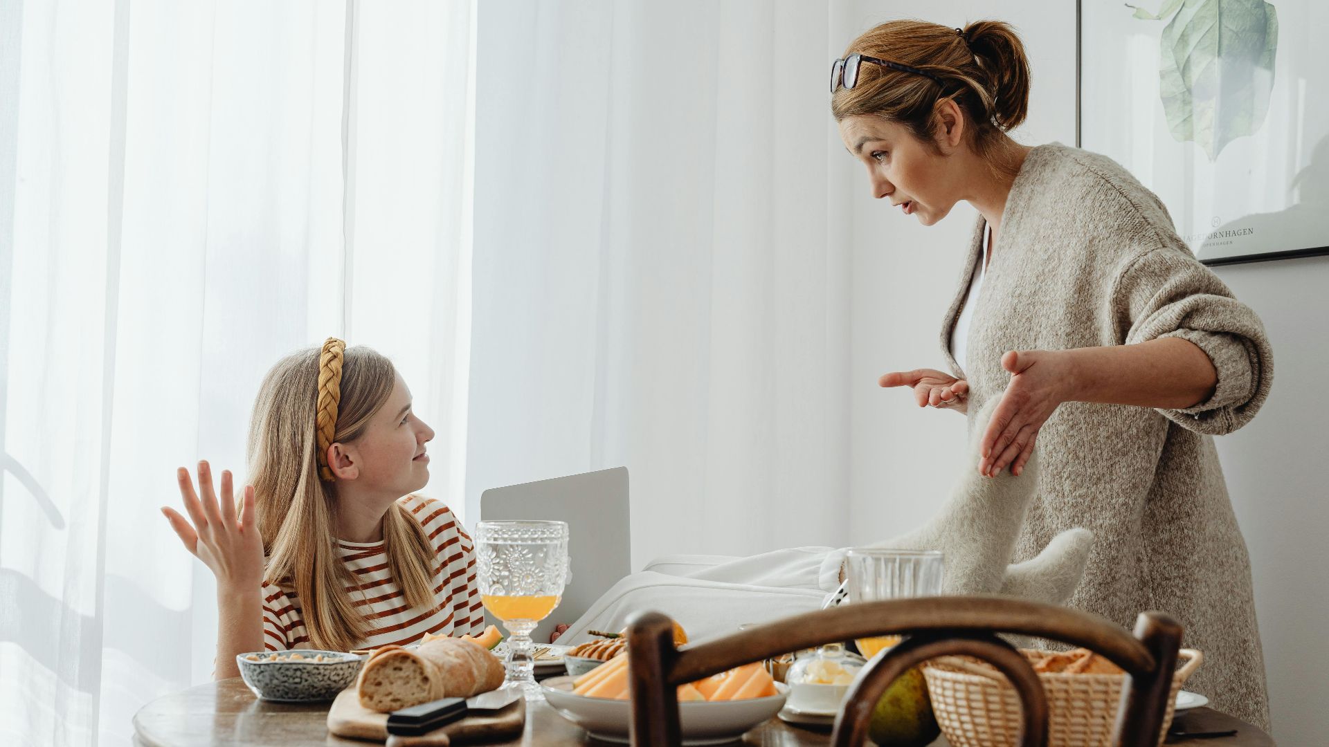 Photo By: Kaboompics.com