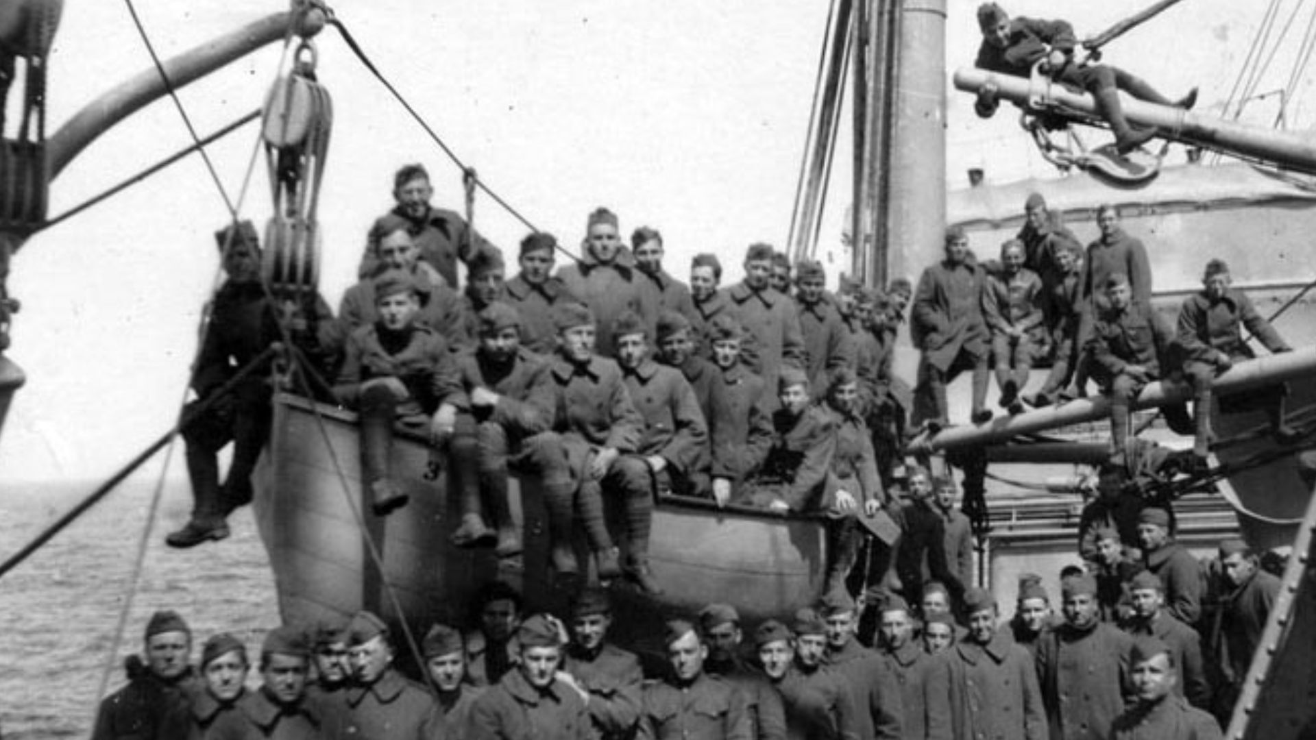 File:US soldiers returning to America after WWI.jpg