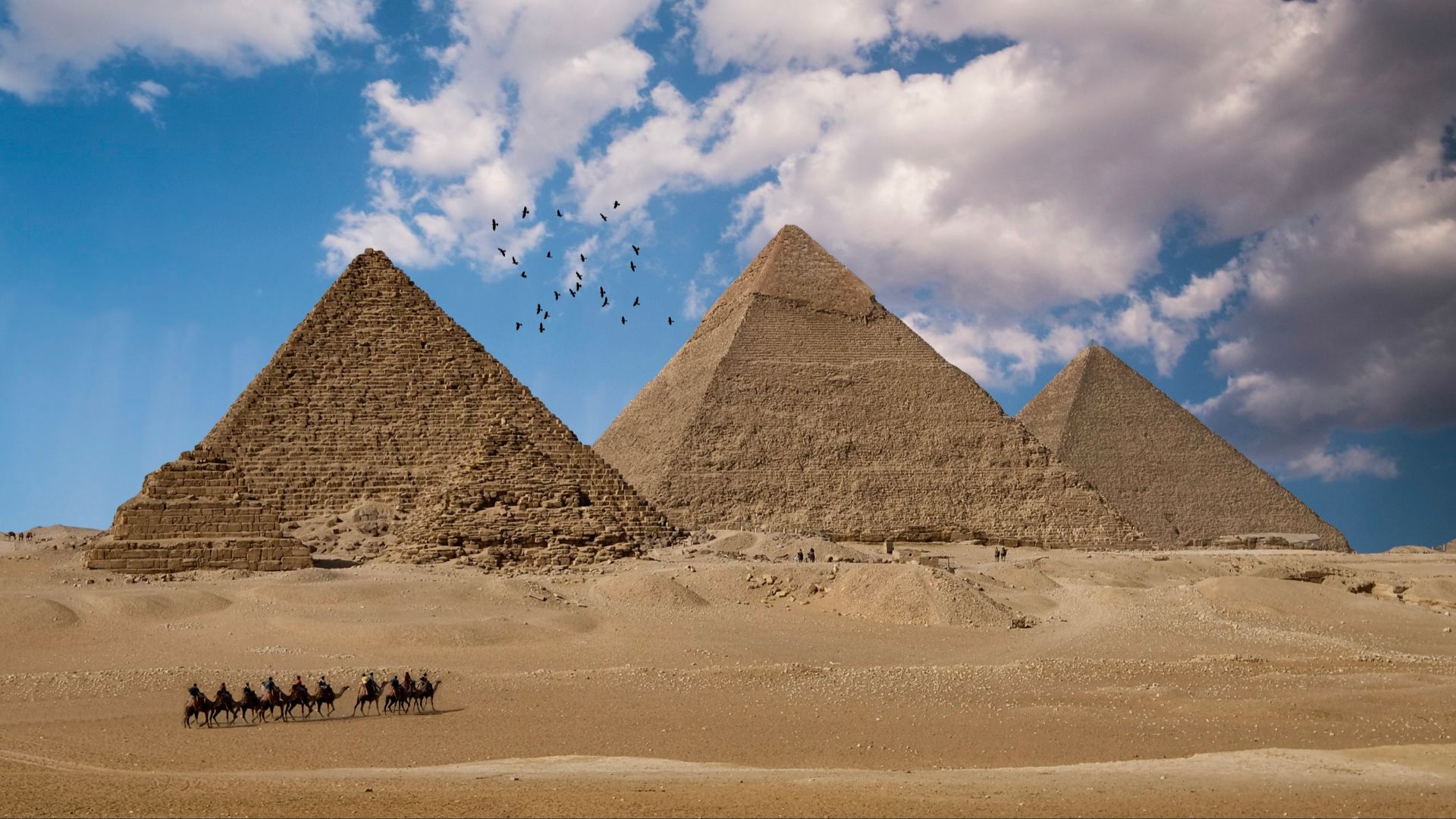 File:The amazing Giza Pyramids.jpg