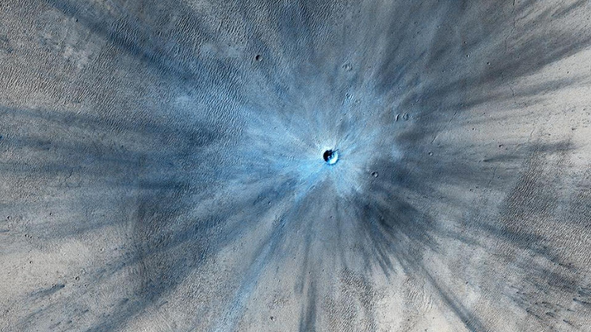 File:Fresh impact crater HiRise 2013.jpg