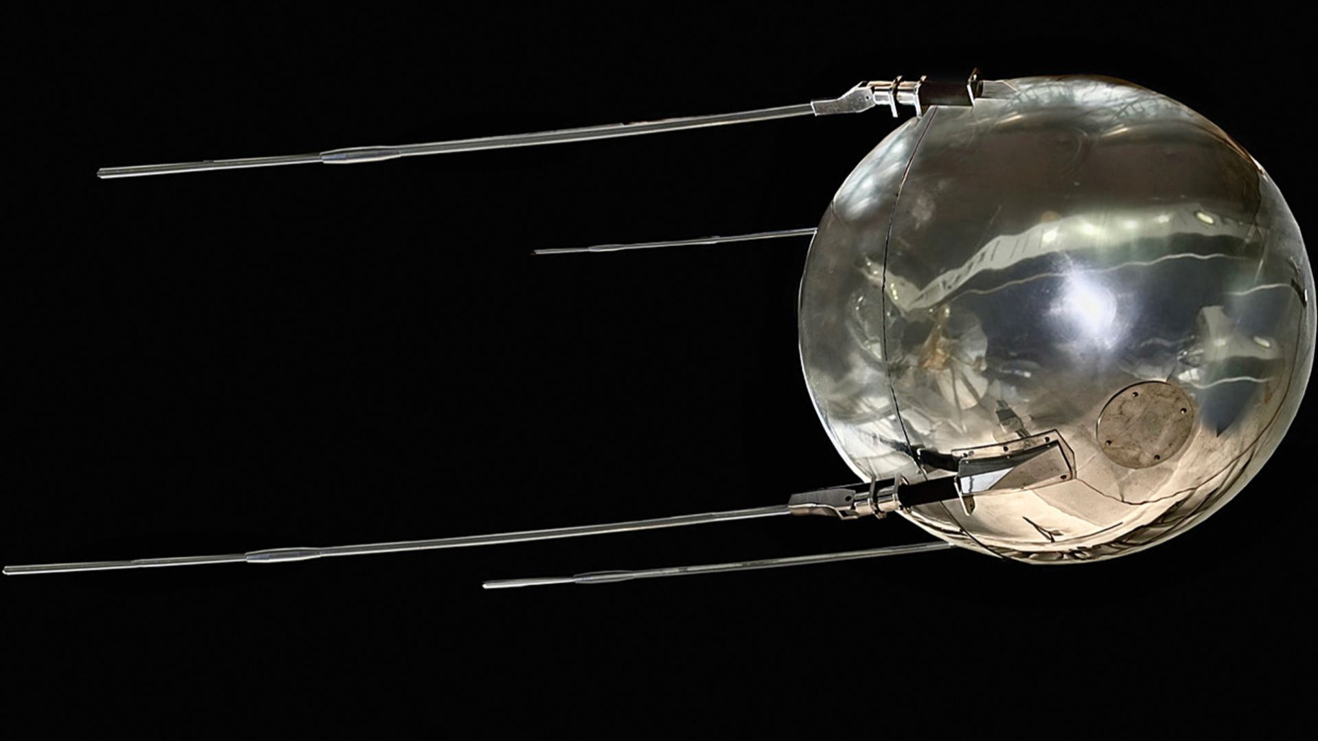 File:Sputnik-1 full scale model.jpg
