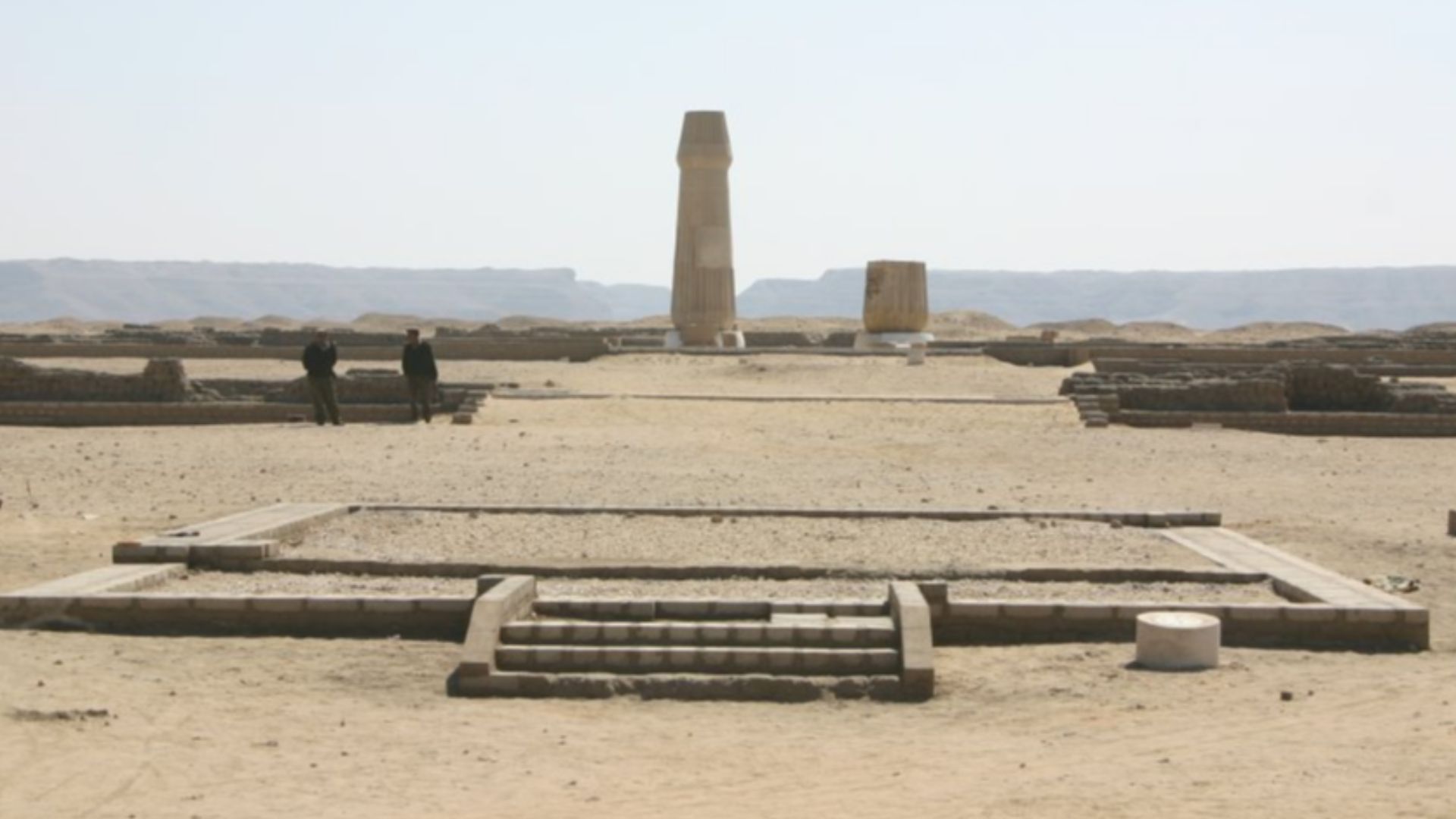 File:Small aten temple.jpg