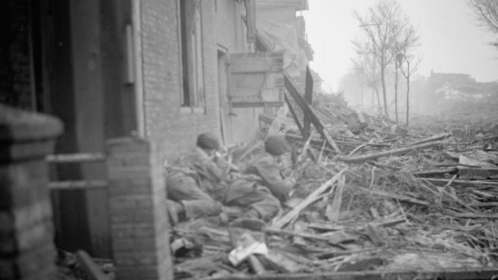 File:War Office Second World War Official Collection B11634.jpg