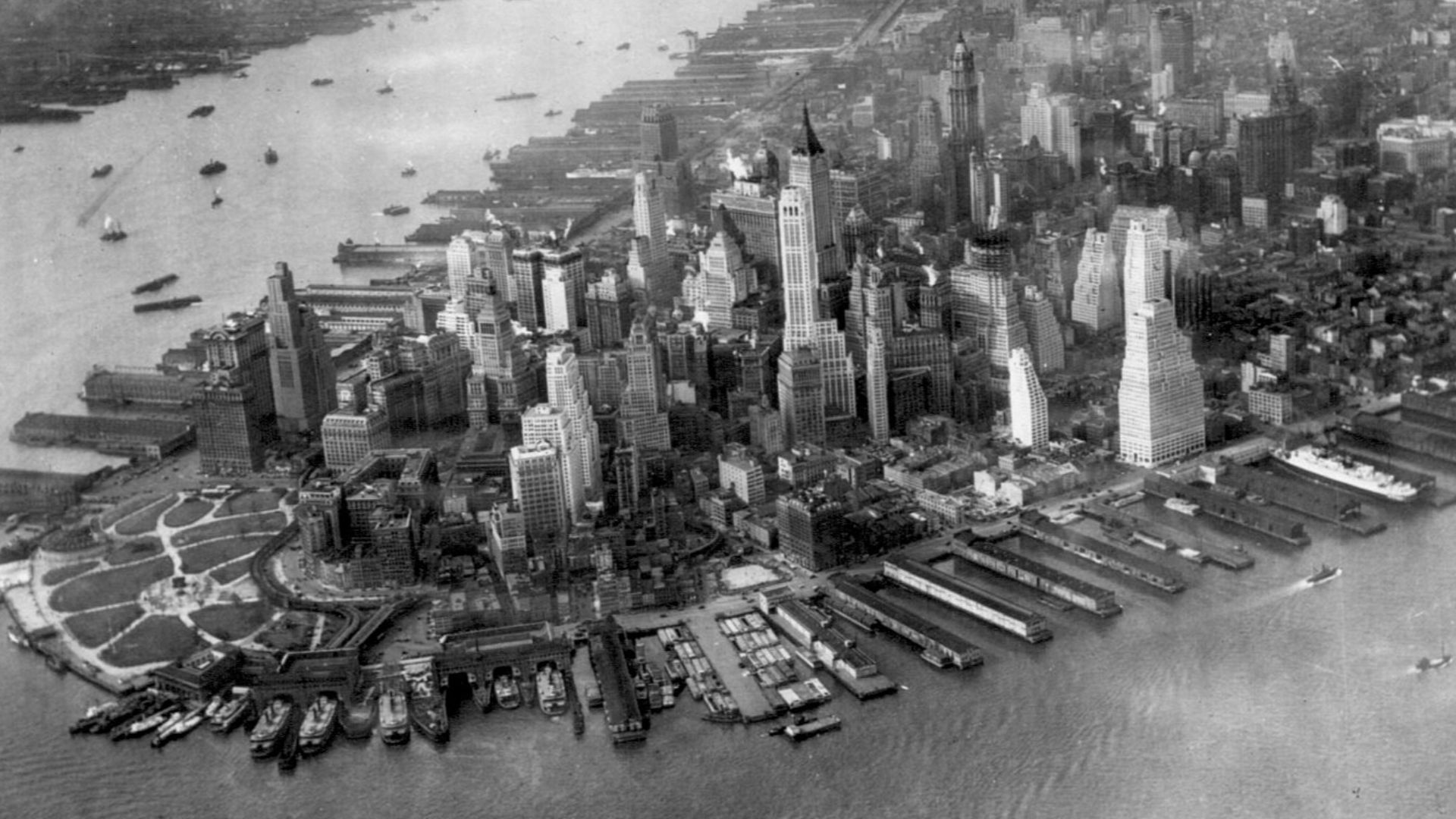 File:Manhattan 1931 sharpened.jpg