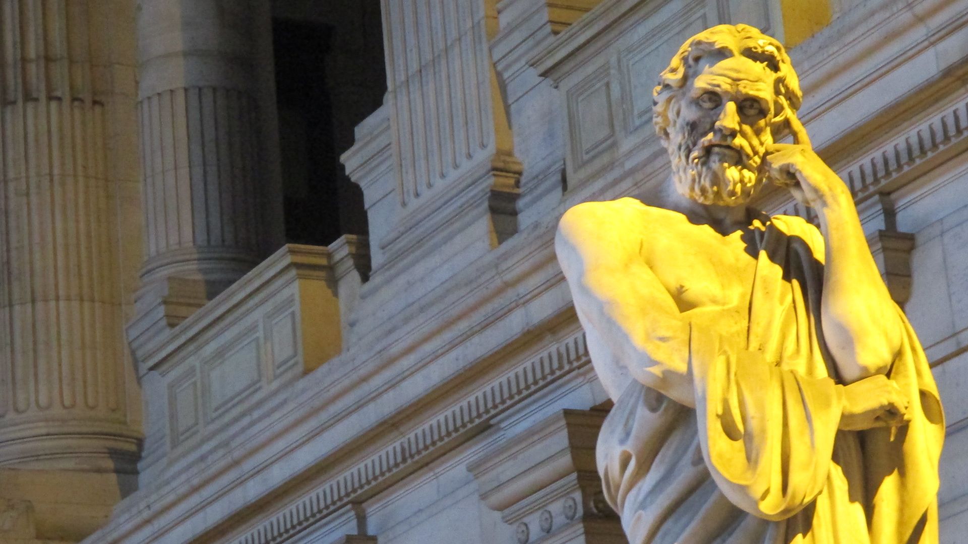 File:Statue of Lycurgus of Sparta, at the Law Courts of Brussels, December 30, 2013.jpg