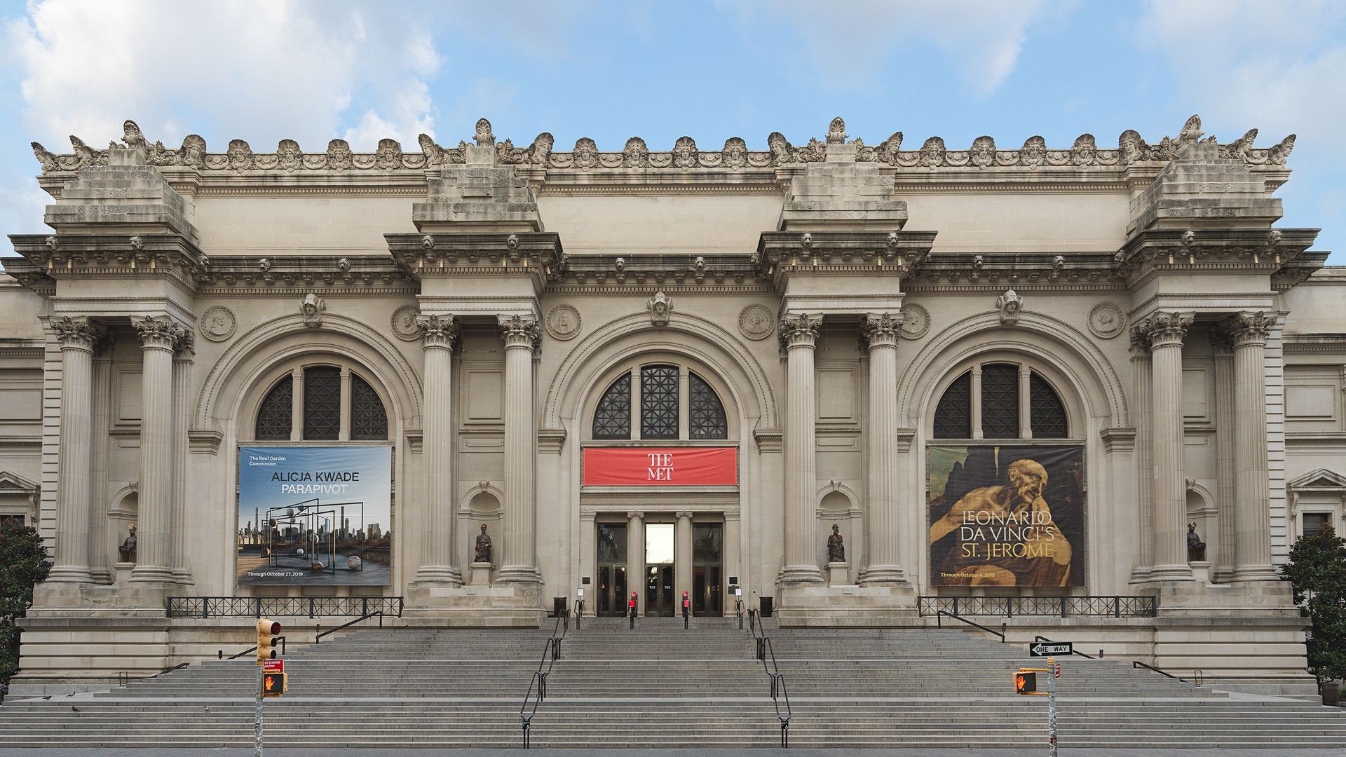 File:Metropolitan Museum of Art (The Met) - Central Park, NYC.jpg