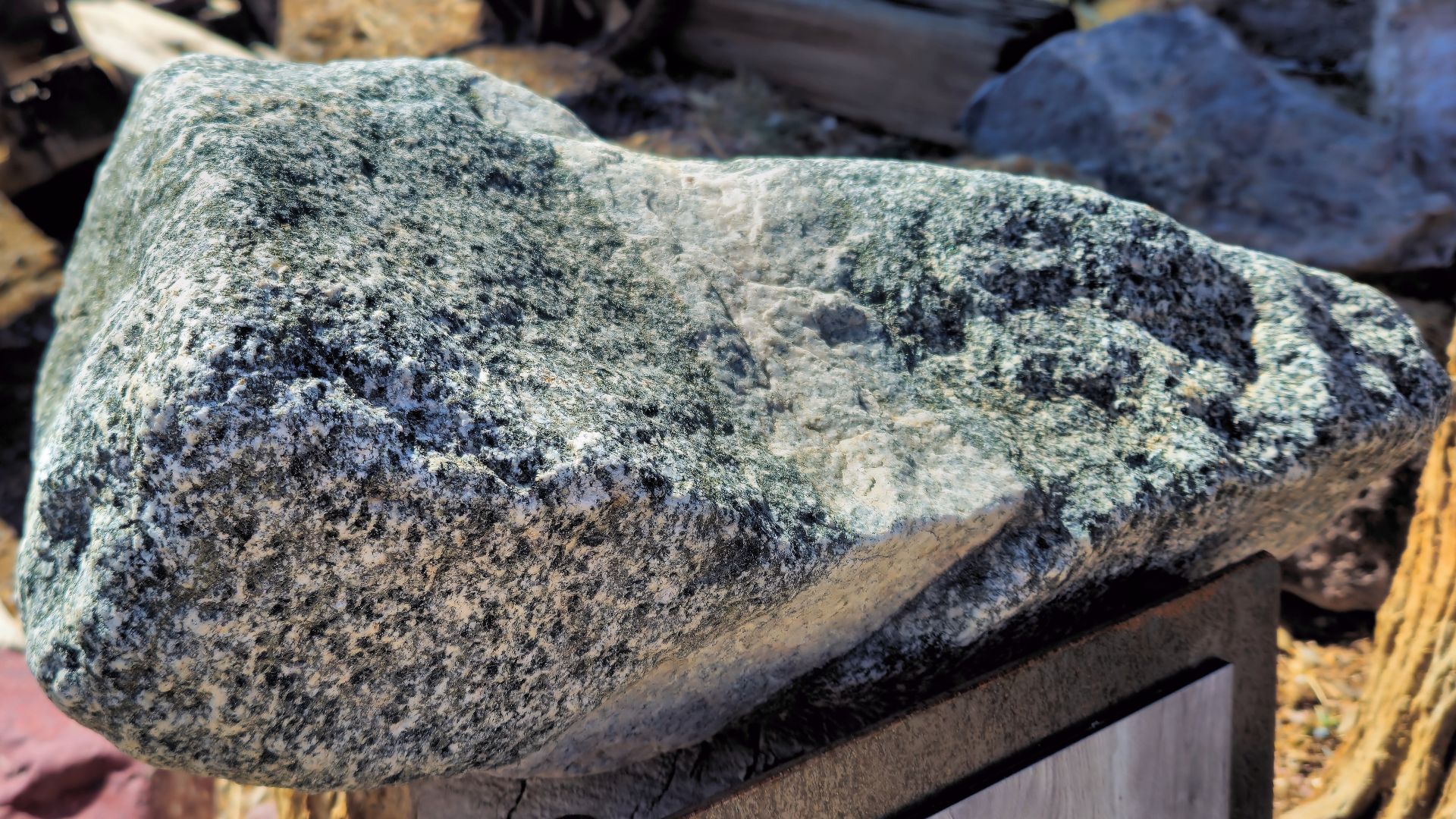 File:Crystal Spring Formation Gabbro.jpg