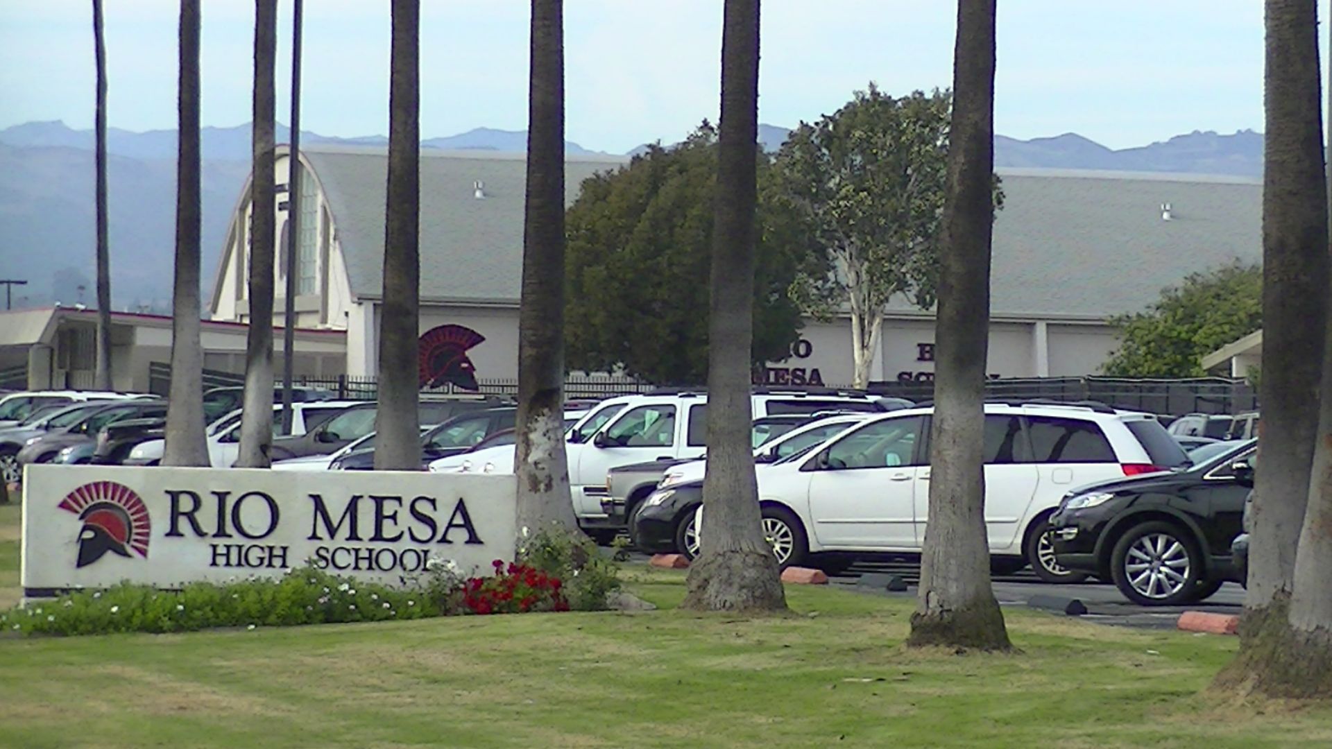 File:Rio Mesa High School Sign.JPG