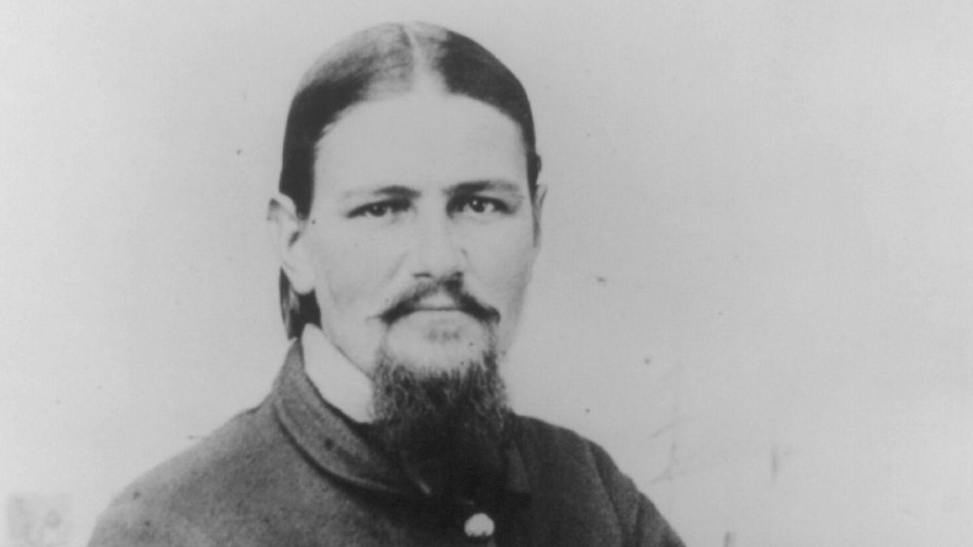 File:Boston Corbett, half-length portrait, seated LCCN2005691402.jpg