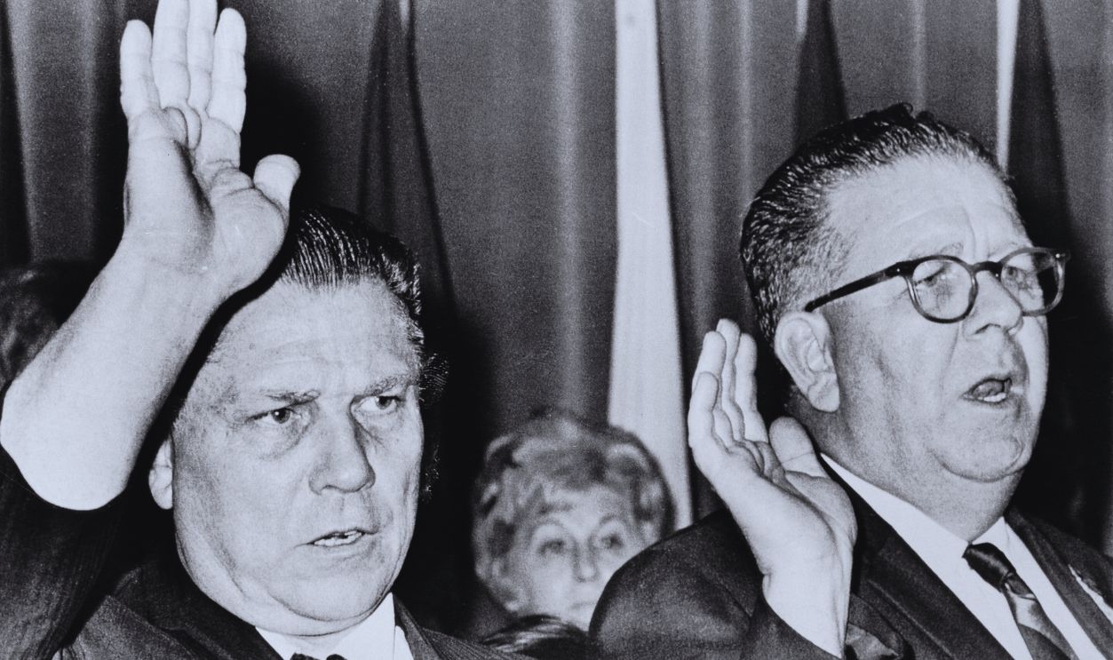 Gettyimages - 515500554, Jimmy Hoffa and Frank Fitzsimmons Taking Oath