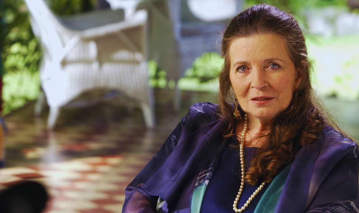 Gettyimages - 107283229, Johnny Cash and June Carter Cash on the set of CMT INSIDE FAME