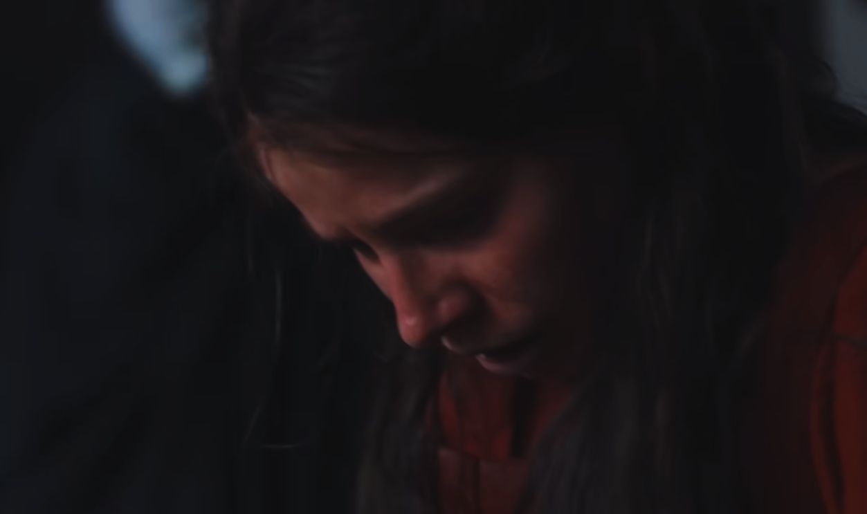  Screenshot from Hamnet (2025)